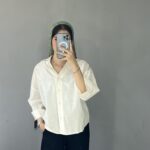 استایل مینیمال با شومیز باکسی یقه انگلیسی