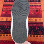 جردن ساق نایک زیر مشکی طوسی