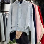 ⁨  bershka کراپ سوئیشرت کلاهدار